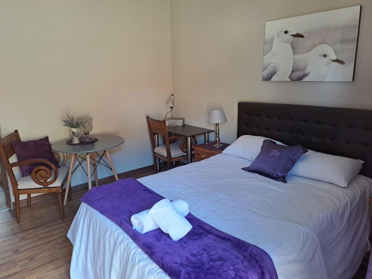 24 Onvrey 3 Star Guest House Boksburg Extérieur photo