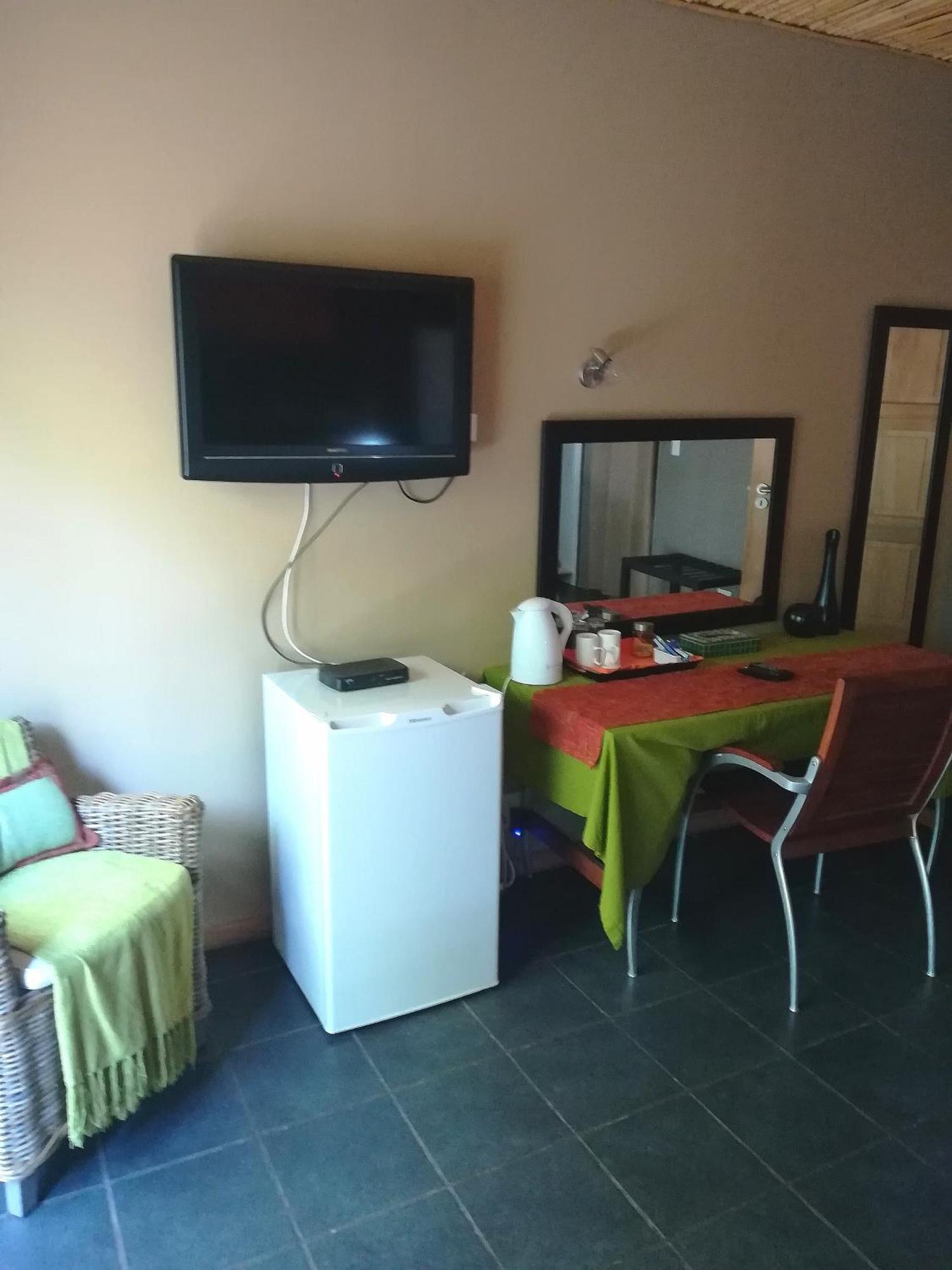 24 Onvrey 3 Star Guest House Boksburg Extérieur photo