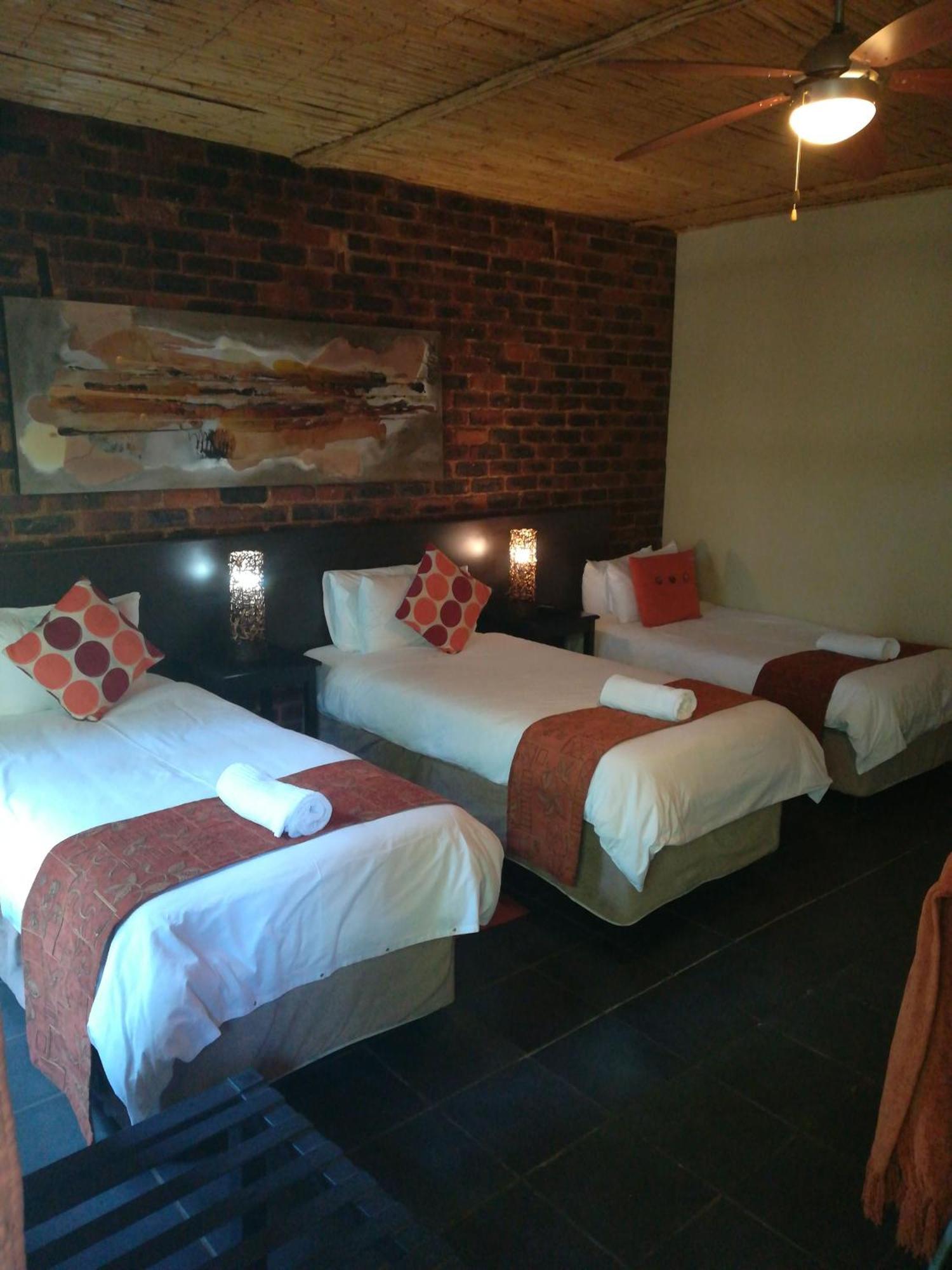 24 Onvrey 3 Star Guest House Boksburg Extérieur photo