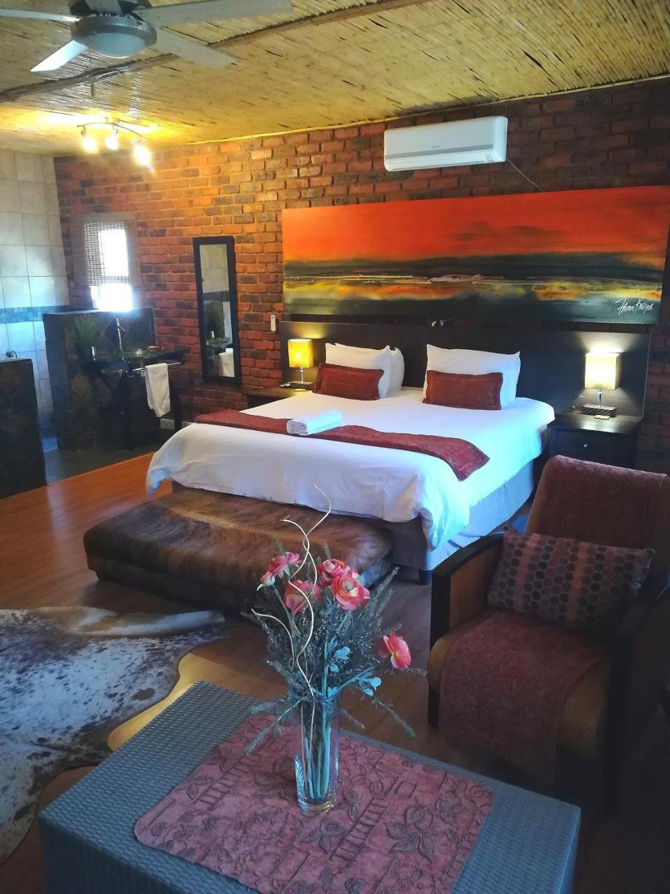 24 Onvrey 3 Star Guest House Boksburg Extérieur photo
