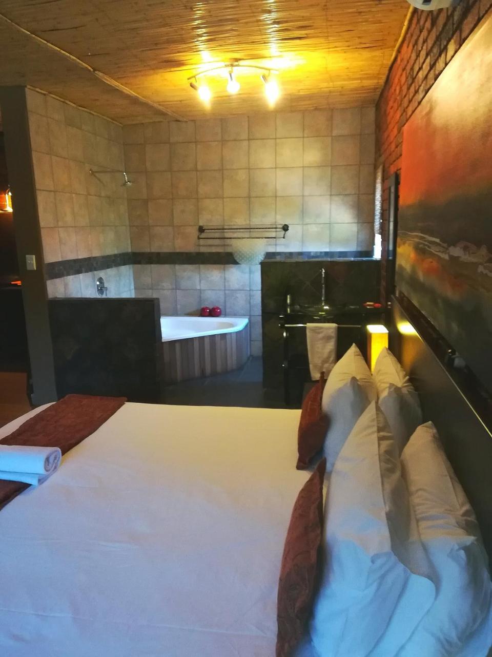 24 Onvrey 3 Star Guest House Boksburg Extérieur photo