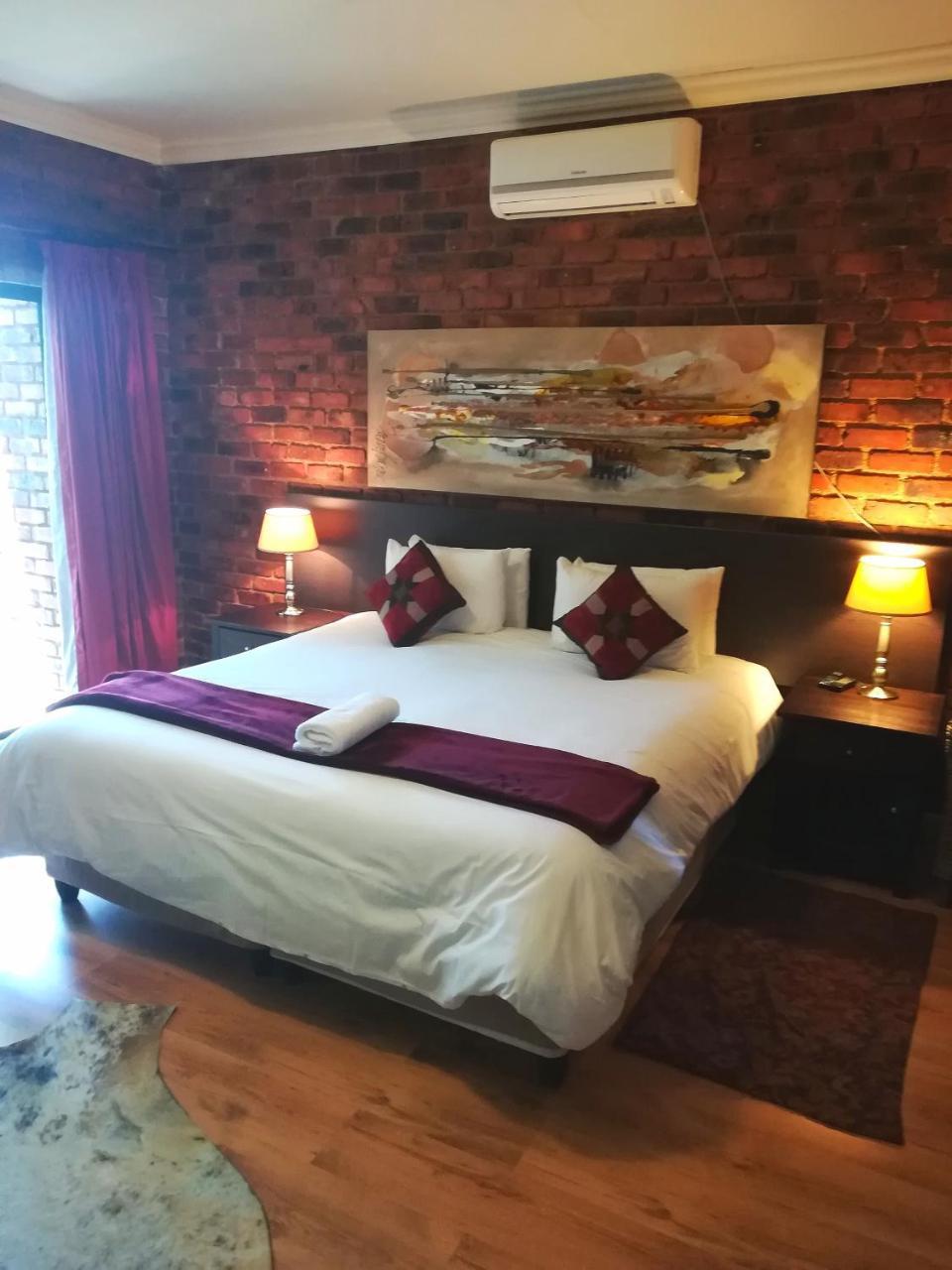 24 Onvrey 3 Star Guest House Boksburg Extérieur photo