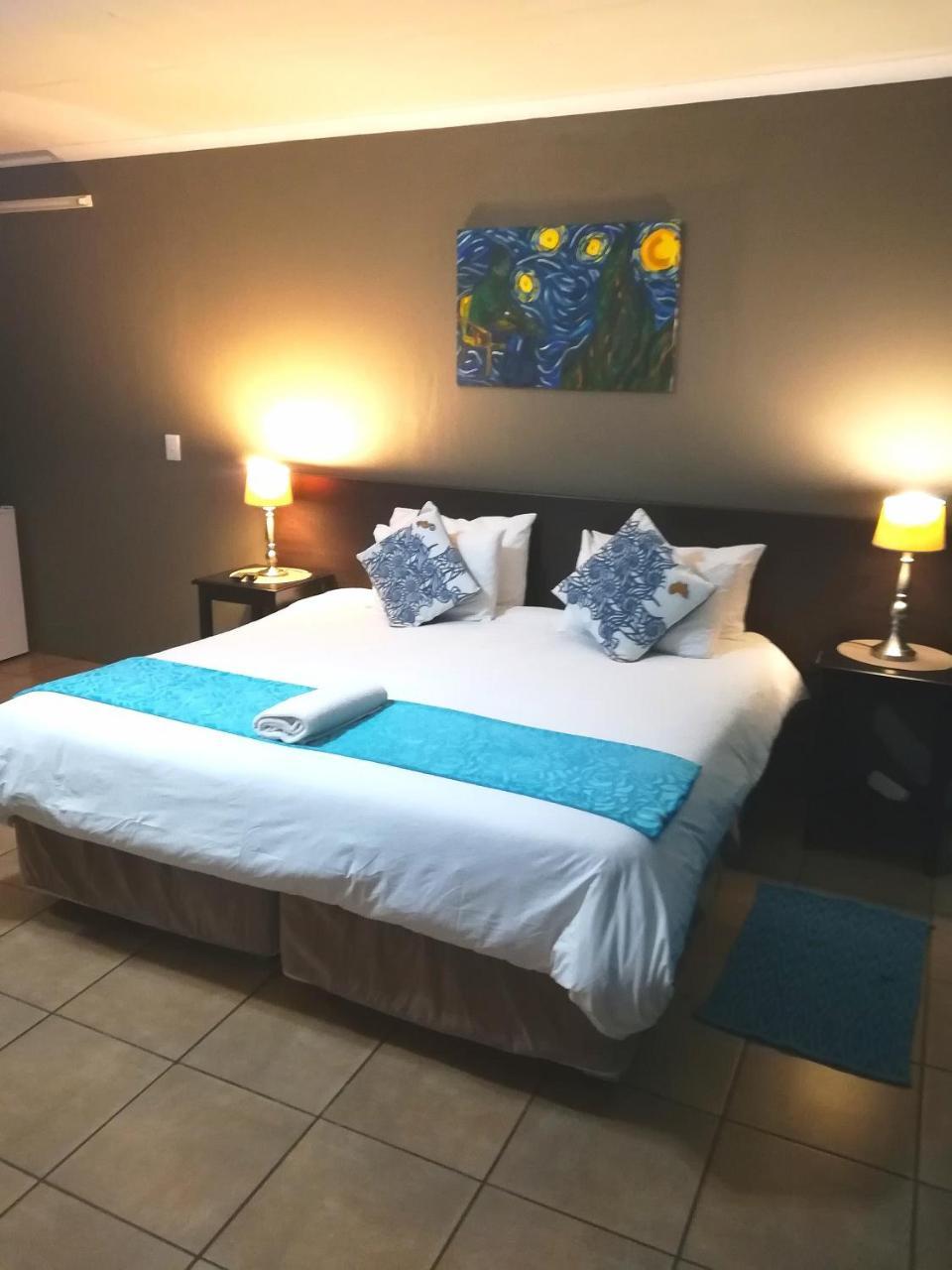 24 Onvrey 3 Star Guest House Boksburg Extérieur photo